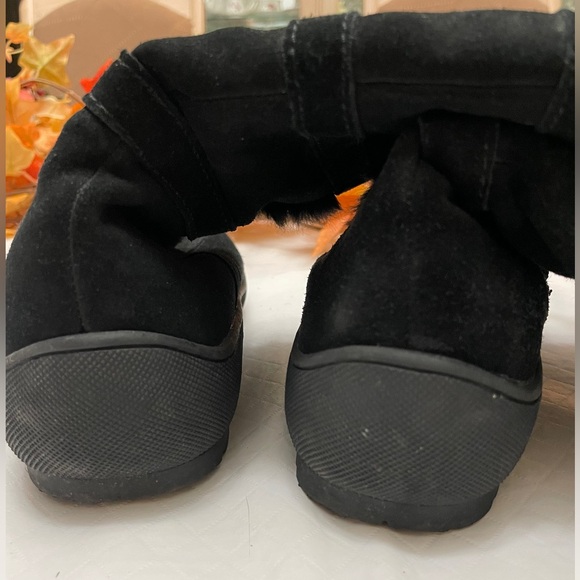 💕⬇️ $39.00 💕⬇️. EUC Black Suede Fur Lined Winter Boots. Size 7. - Picture 8 of 13